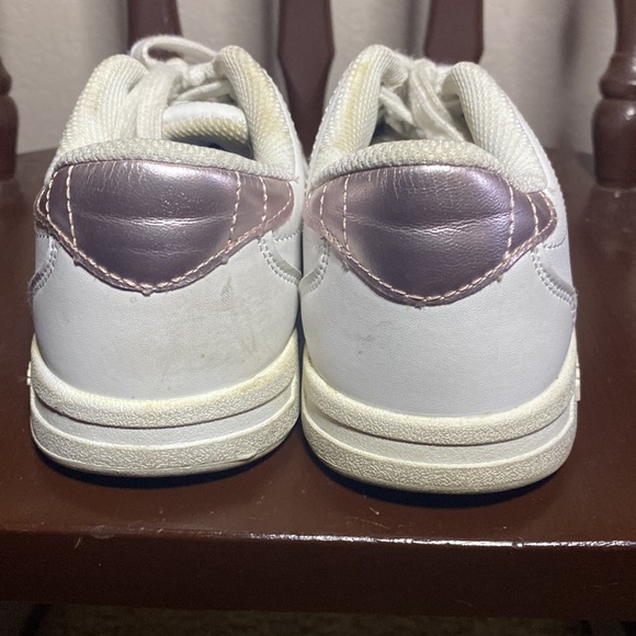 K-Swiss Sneaker White and Metallic Pink - Picture 4 of 7